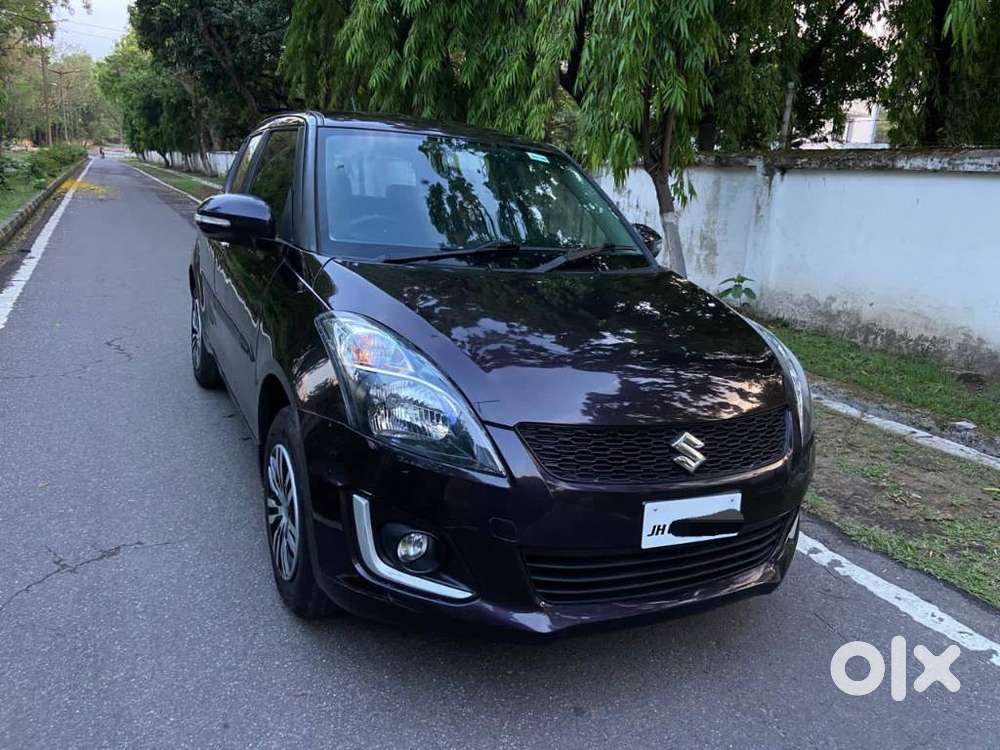 Maruti Suzuki Swift Vxi 1.2 Abs Bs-iv, 2016, Petrol