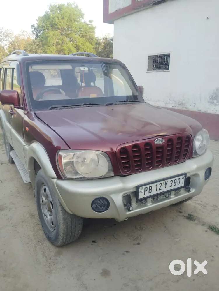 Mahindra Scorpio 2006