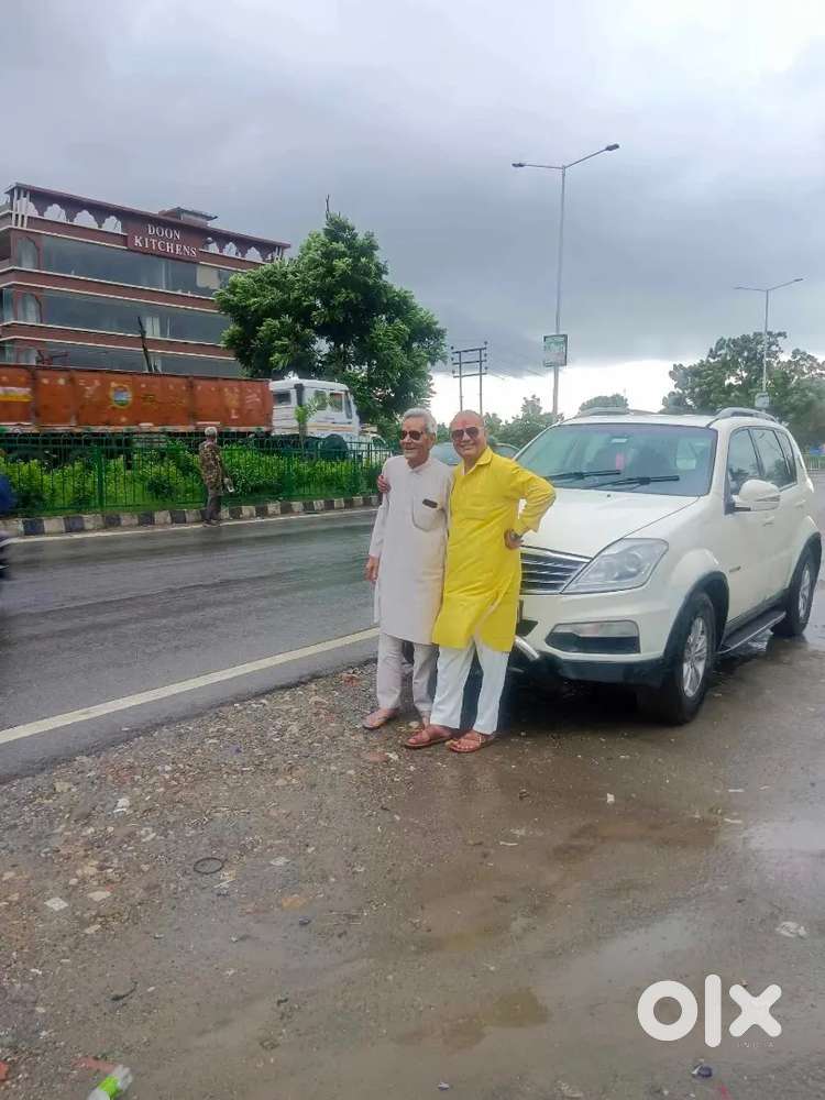 Mahindra Ssangyong Rexton 2014 Diesel 84000 Km Driven