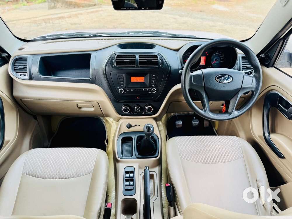 Mahindra Tuv 300 T6, 2017, Diesel