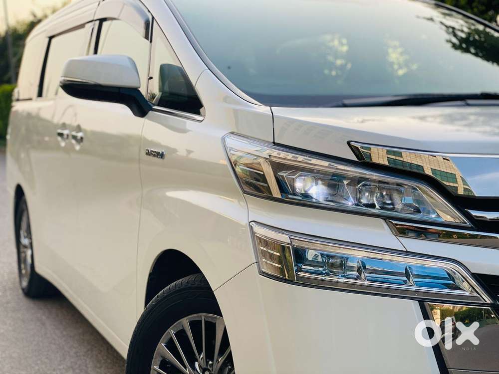 Toyota Vellfire Vip – Executive Lounge, 2021, Cng & Hybrids
