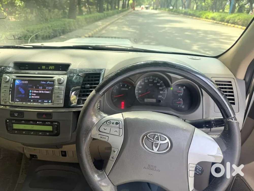 Toyota Fortuner Legender 2013 Diesel