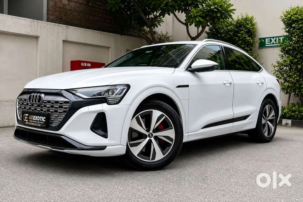 Audi Q8 E-tron, 2023, Electric