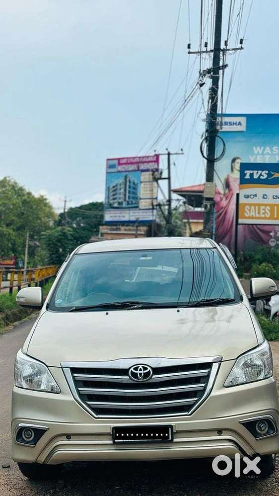 Toyota Innova Petrol 2006 Year