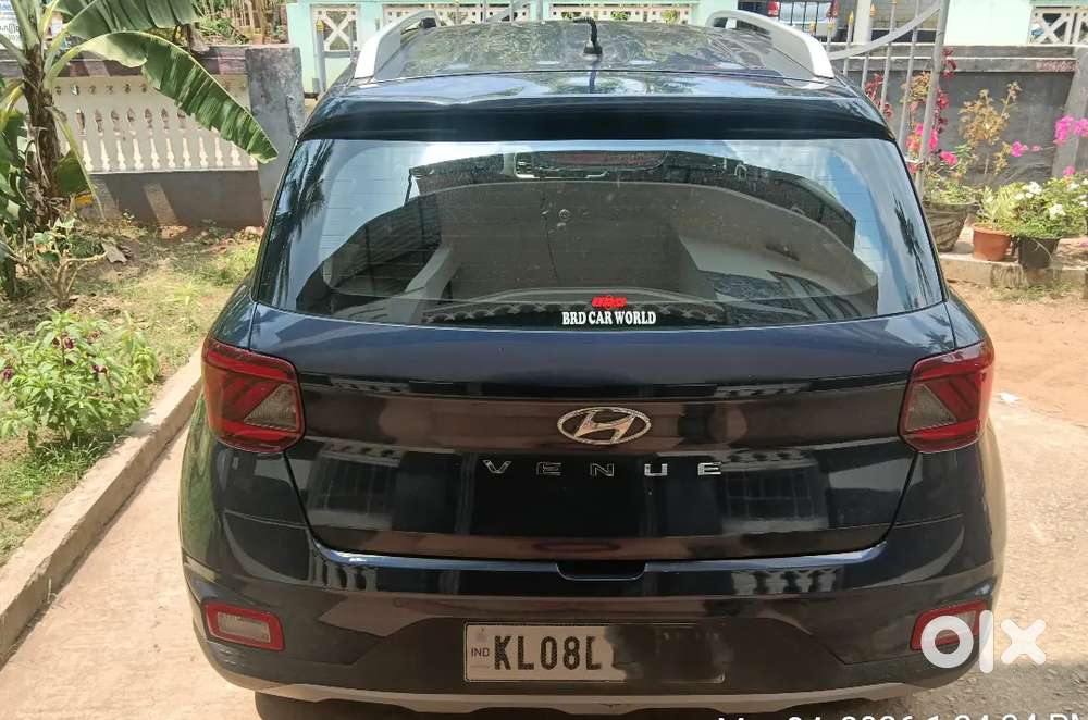 Hyundai Venue Mt Petrol 2021 Variant
