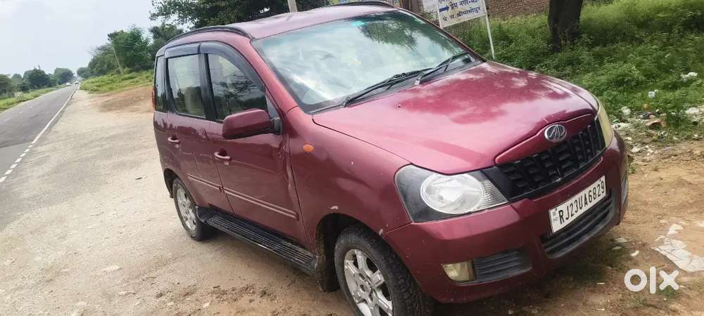Mahindra Quanto 1.5 C8 2013