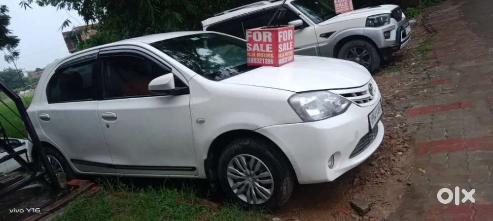 Toyota Etios Liva 1.2 G, 2013, Petrol