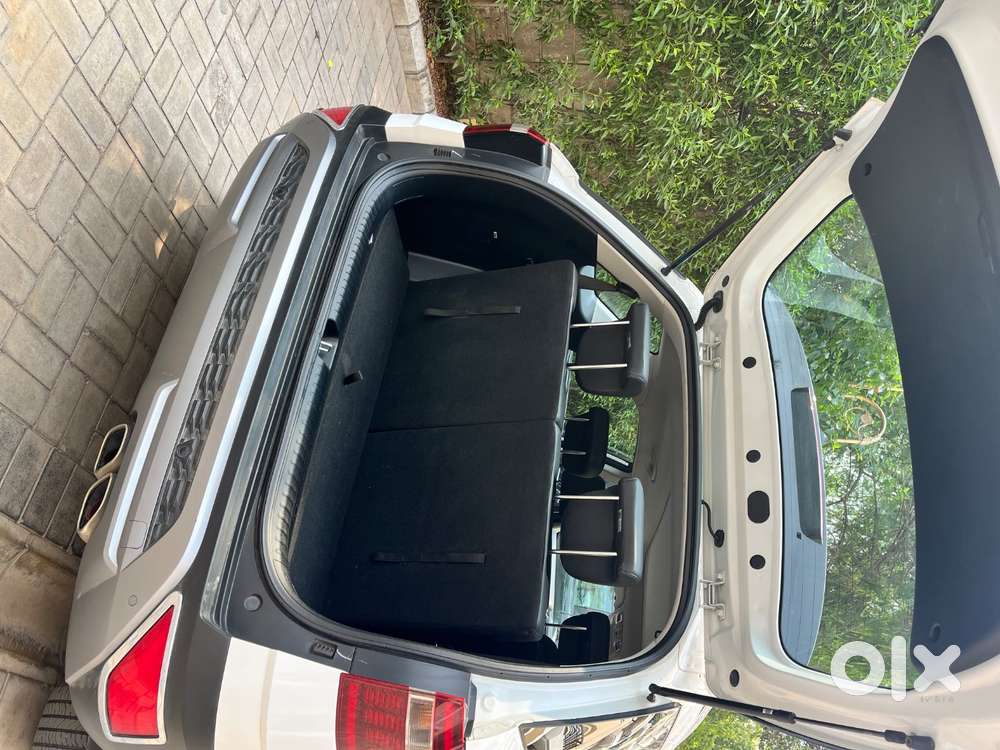 Hyundai Alcazar Platinum 2024 (excellent Condition)
