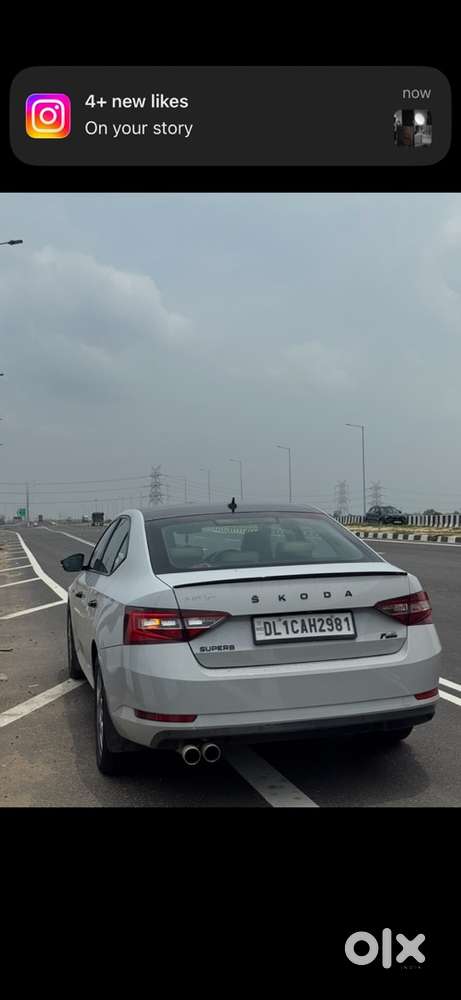 Skoda Superb Petrol 2016