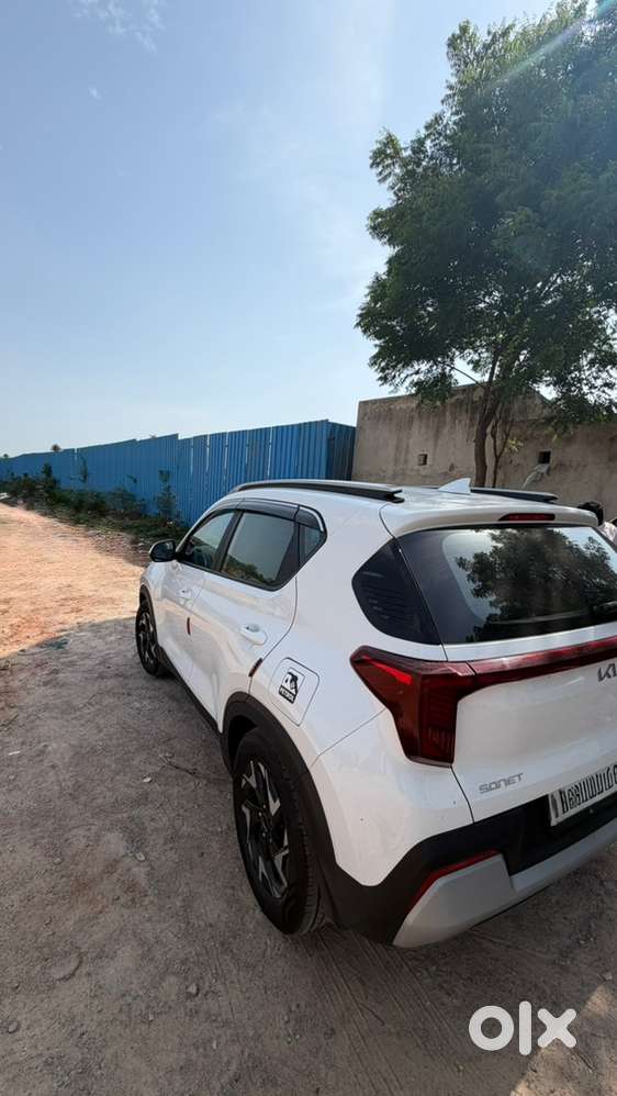 Kia Sonet Petrol 2026