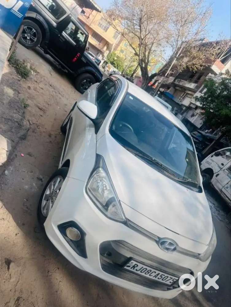 Hyundai Xcent 2015 Diesel 105000 Km Driven