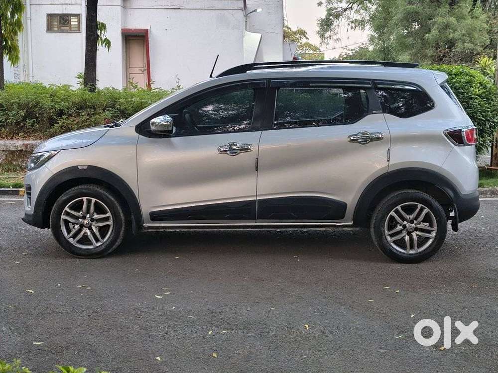 Renault Triber Rxz, 2021, Petrol