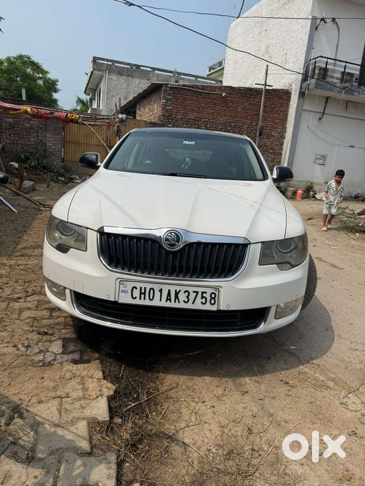 Skoda Superb Diesel 2011