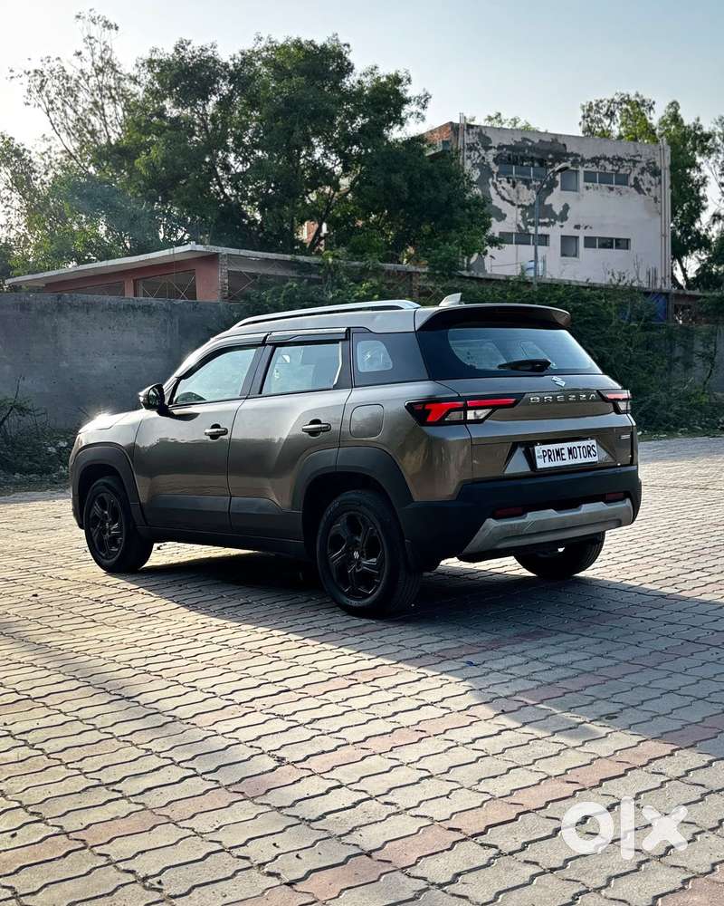 Maruti Suzuki Brezza 1.5 Zxi Smart Hybrid, 2023, Petrol