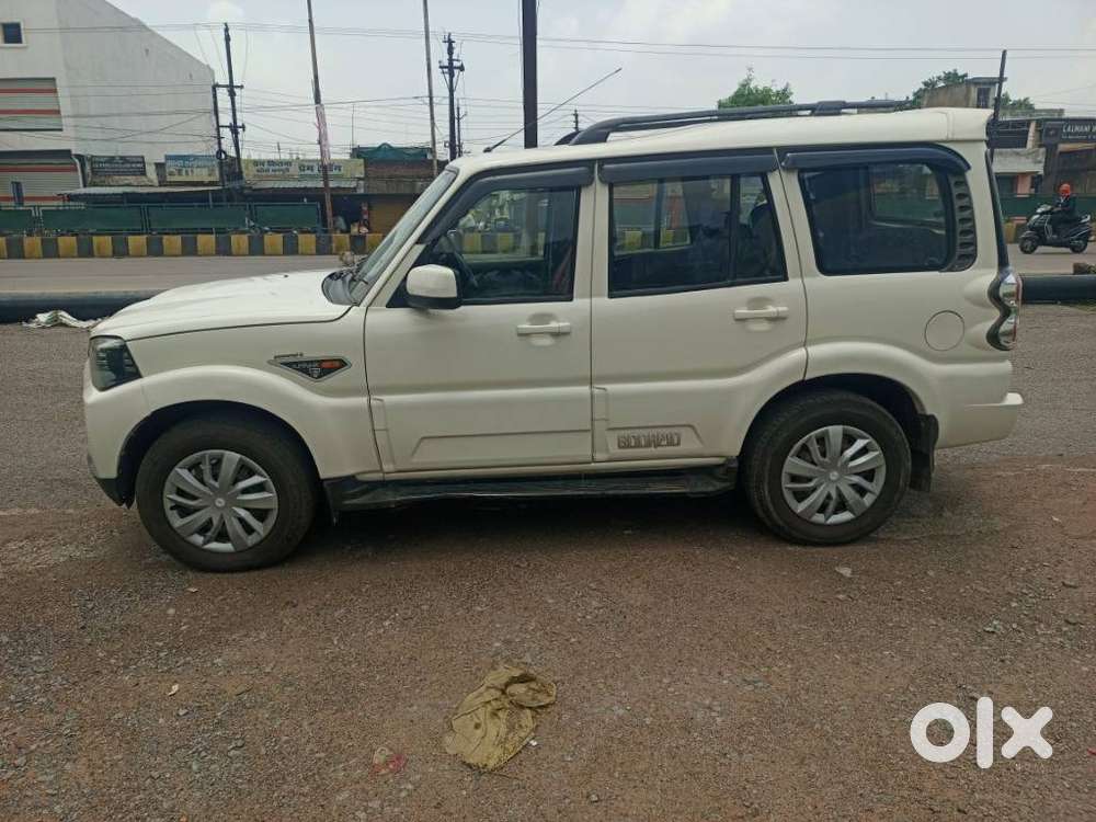 Mahindra Scorpio S6 Plus, 2017, Diesel
