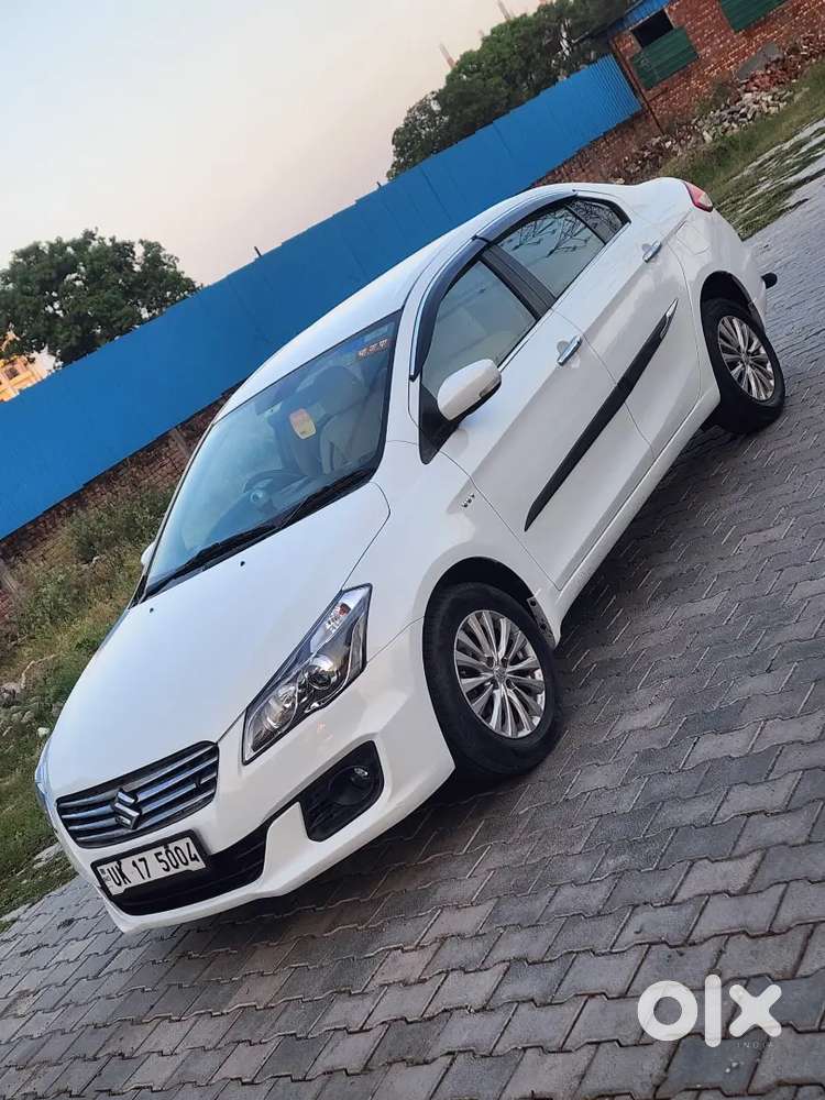 Maruti Suzuki Ciaz Zxi  Full Insurance  Push Button Stat