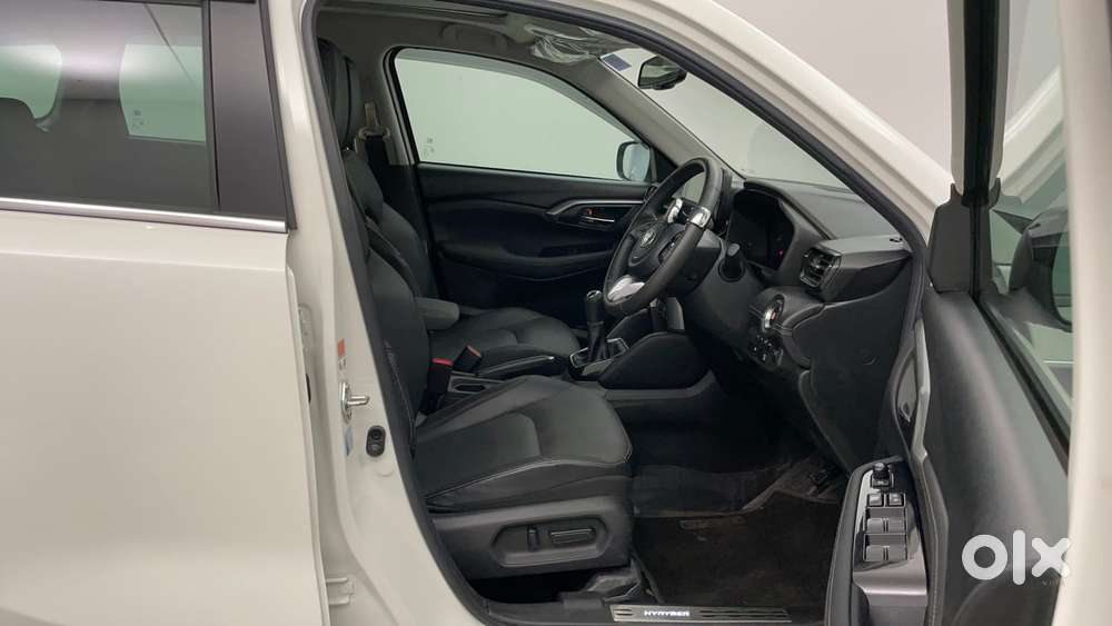 Toyota Urban Cruiser Hyryder 1.5 V Neo Drive, 2025, Petrol