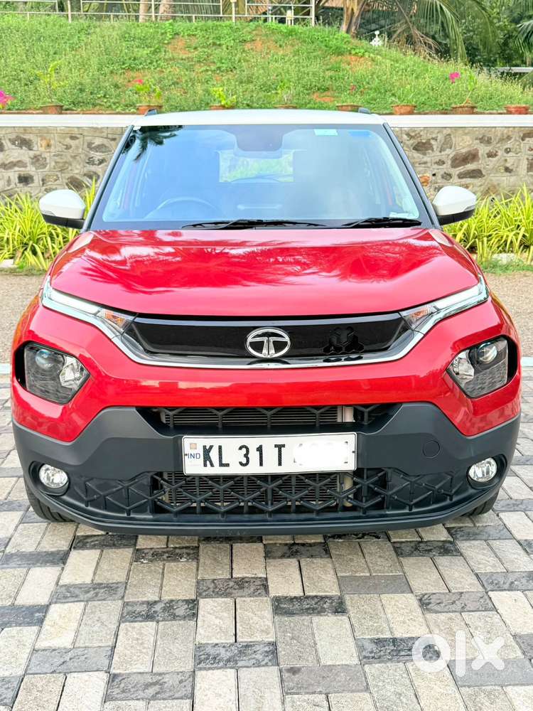 Tata Punch Creative Dual Tone Mt Sunroof, 2024, Petrol