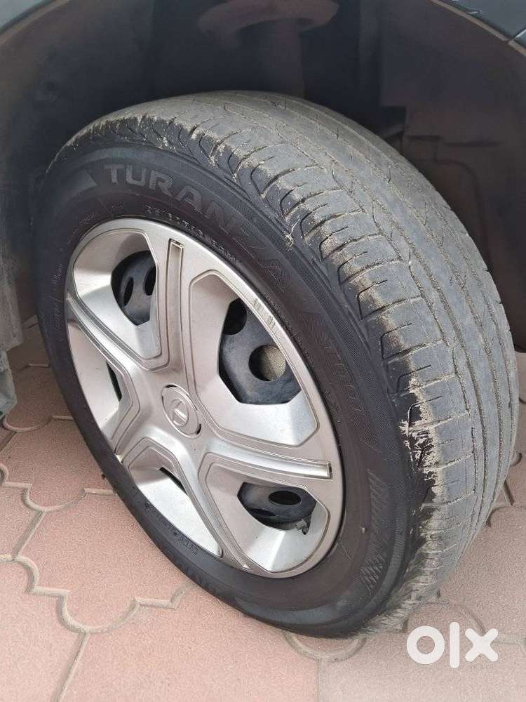 Tata Nexon 1.5 Revotorq Xma Amt, 2022, Petrol