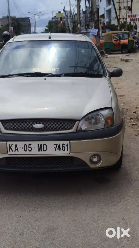 Ford Ikon 2006 Petrol 90000 Km Driven