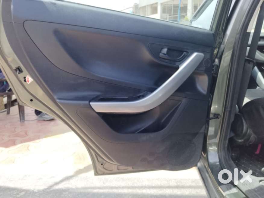 Tata Nexon 1.2 Revotron Xm (s), 2020, Petrol