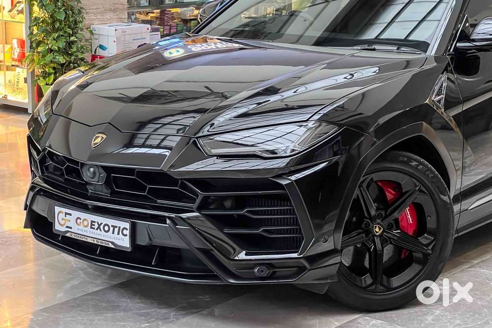 Lamborghini Urus, 2021, Petrol
