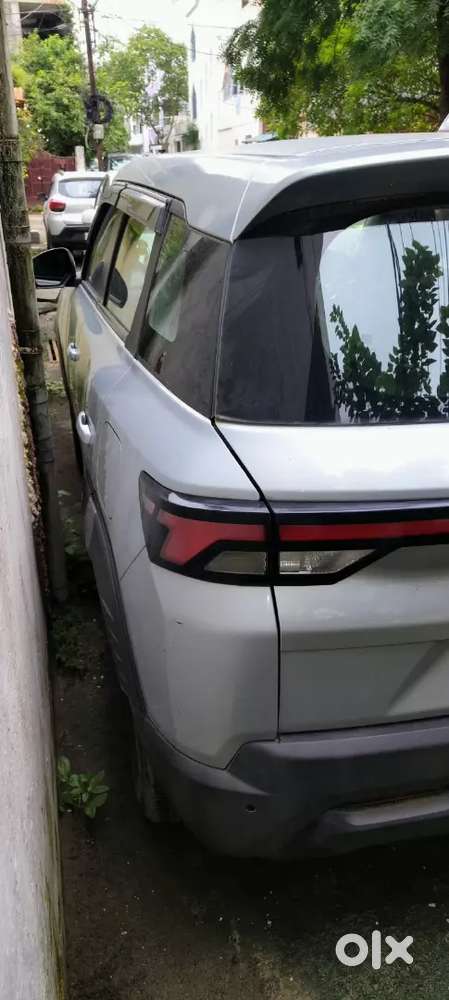 Maruti Suzuki Brezza Lxi 2022