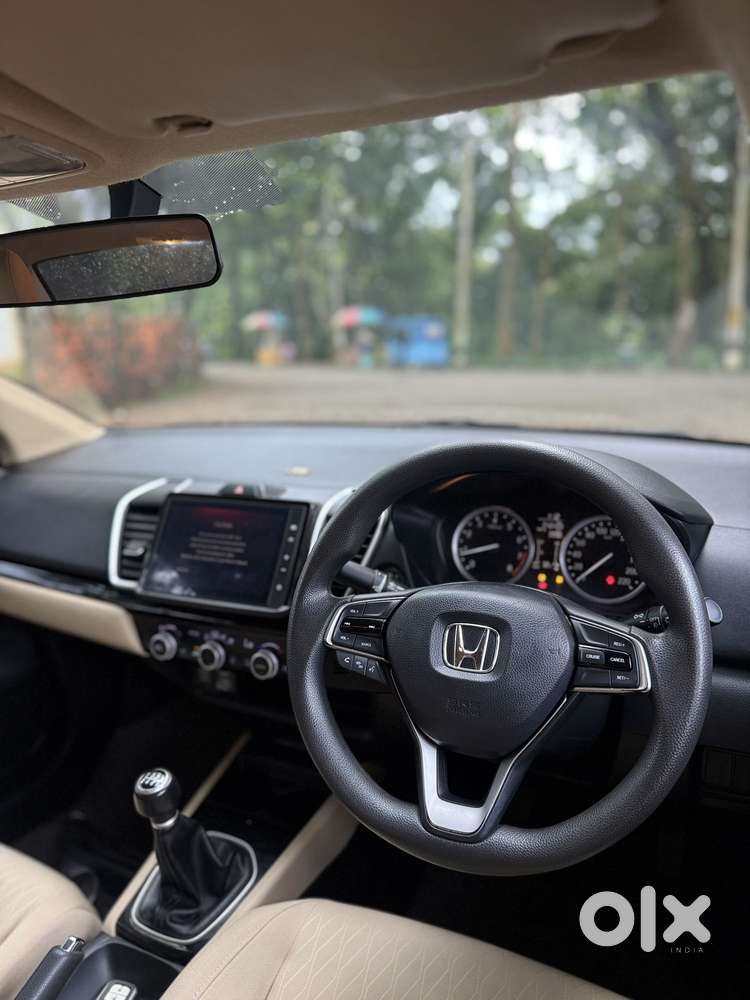 Honda City 1.5 V 5th Gen I-vtec Mt, 2022, Petrol