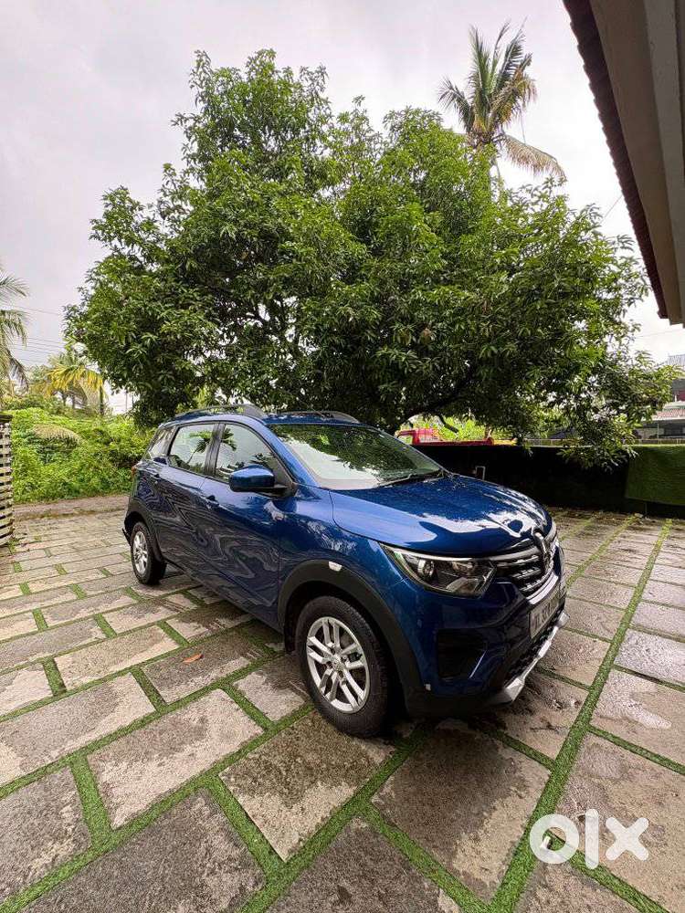 Renault Triber 1.0 Rxe, 2020, Petrol
