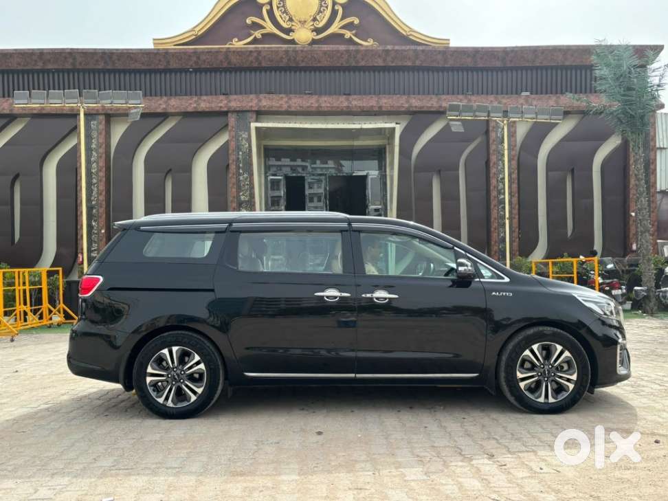Kia Carnival Limousine Plus 7 Str, 2022, Diesel