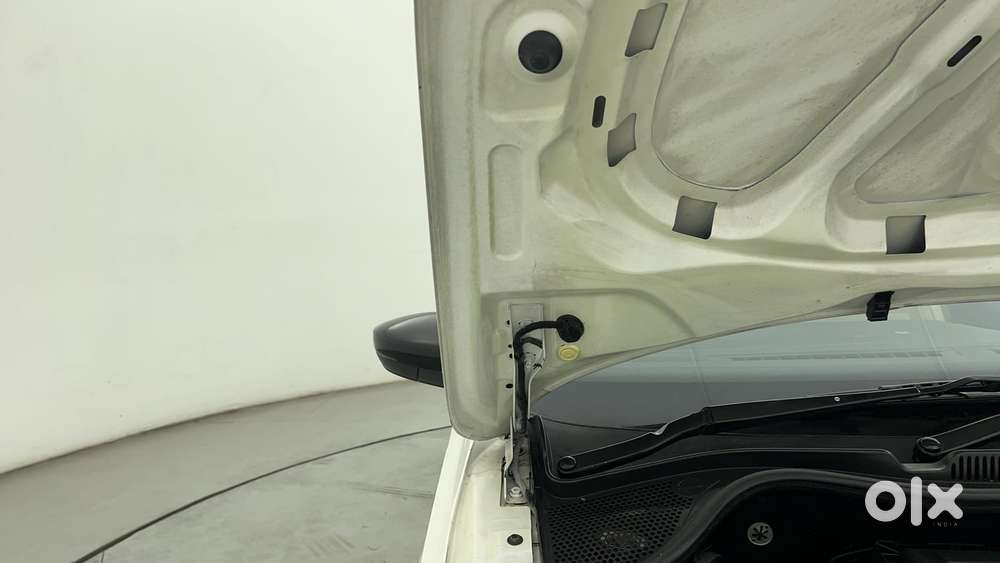 Skoda Rapid 1.6 Mpi At Style, 2017, Petrol