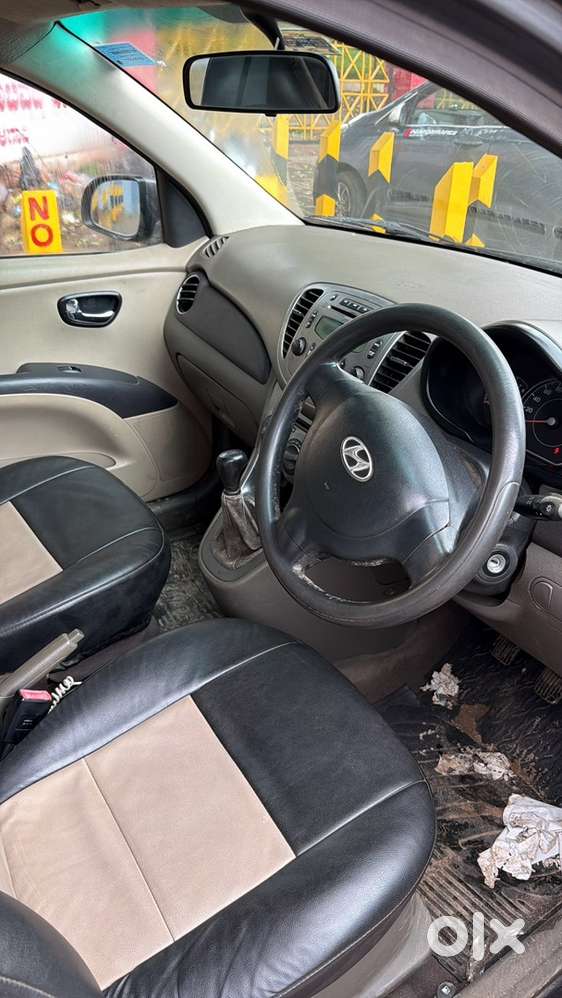 Hyundai I10 Sportz 2011
