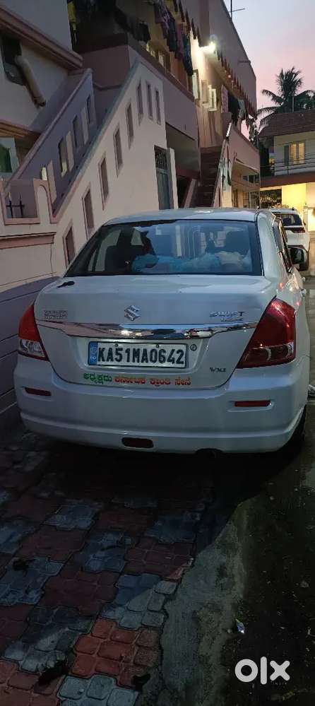 Maruti Suzuki Dzire 2010 Petrol 95000 Km Driven
