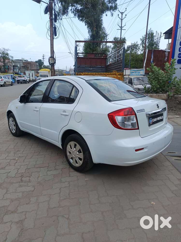 Maruti Suzuki Sx4, 2011, Petrol