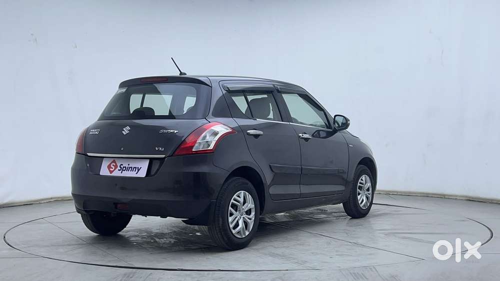Maruti Suzuki Swift Vxi Optional, 2017, Petrol