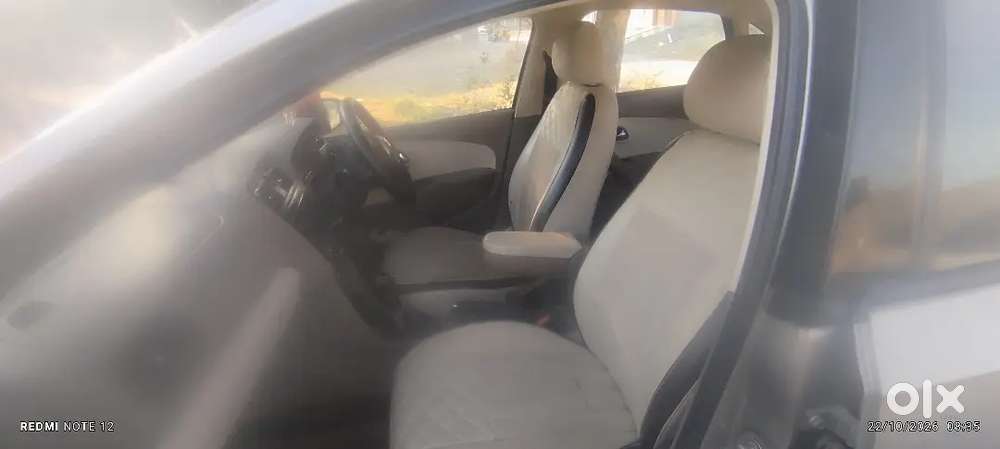 Skoda Rapid Tsi Active 2012