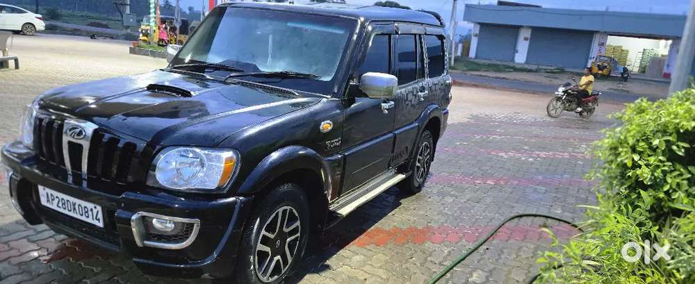 Mahindra Scorpio Classic 2011 Diesel 108000 Km Driven