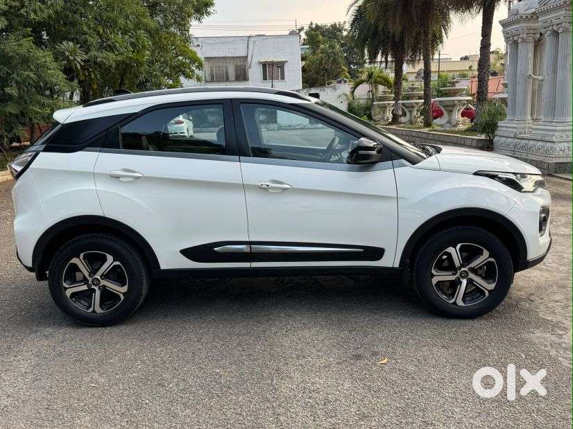 Tata Nexon 1.2 Revotron Xz Plus, 2022, Petrol