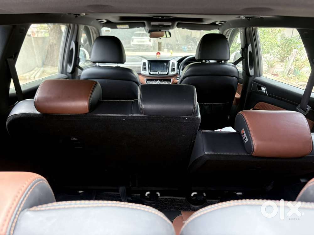 Mahindra Alturas G4 4x2 At, 2022, Diesel
