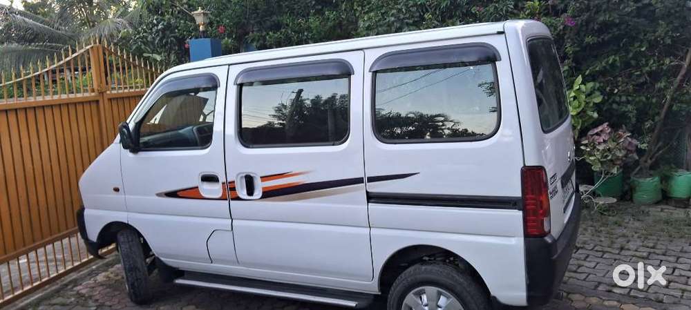 Maruti Suzuki Eeco 5 Str Ac (o), 2022, Petrol