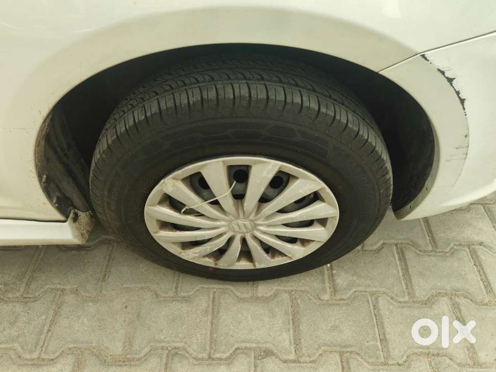 Maruti Suzuki Swift Dzire 1.3 Vxi, 2017, Petrol