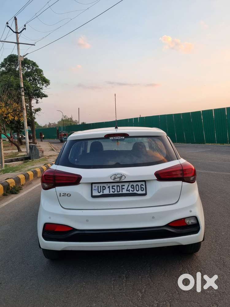 Hyundai I20 Petrol Cvt Magna Executive, 2020, Cng & Hybrids