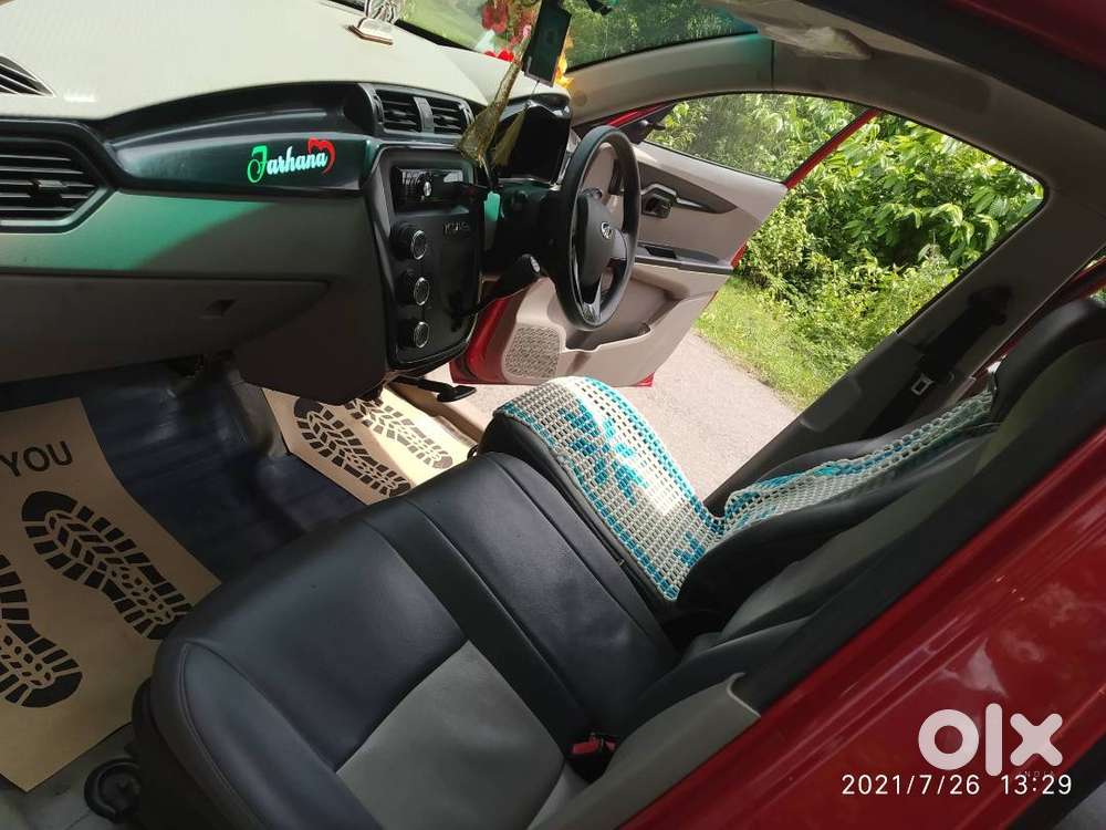 Mahindra Kuv 100 2017 Petrol Good Condition