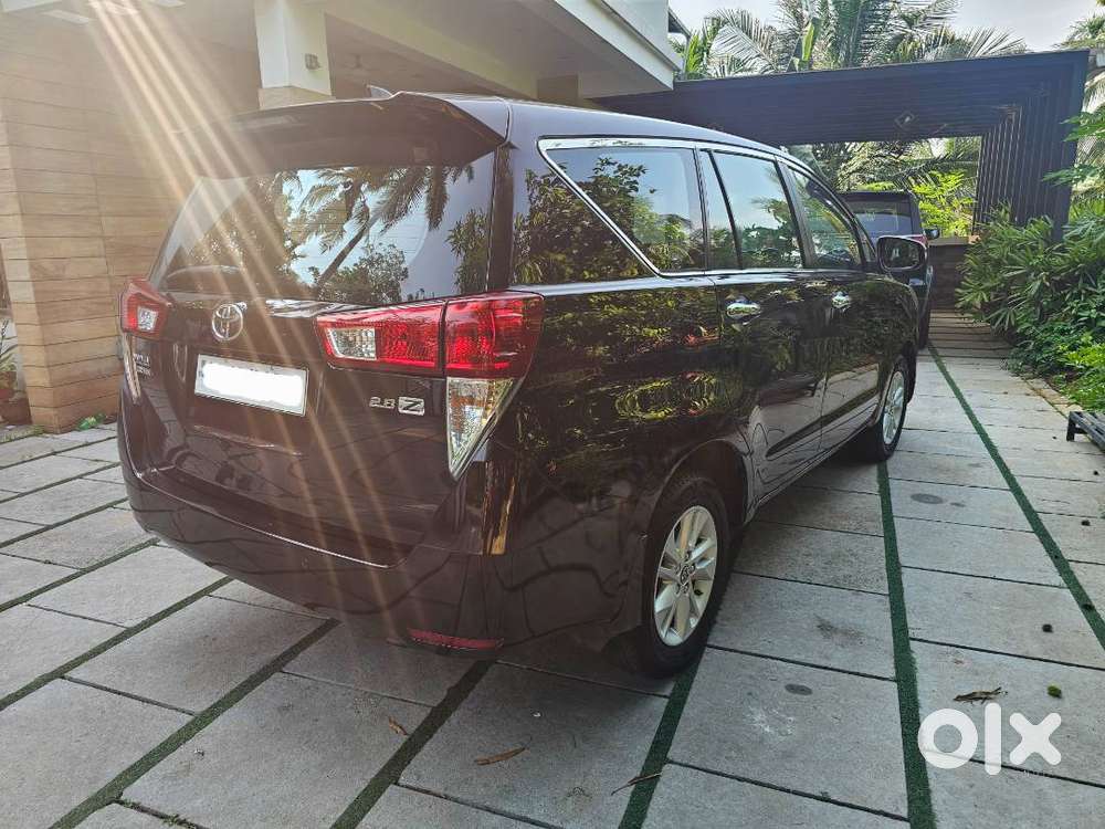 Toyota Innova Crysta 2.8z Automatic – Top-end Variant For Sale