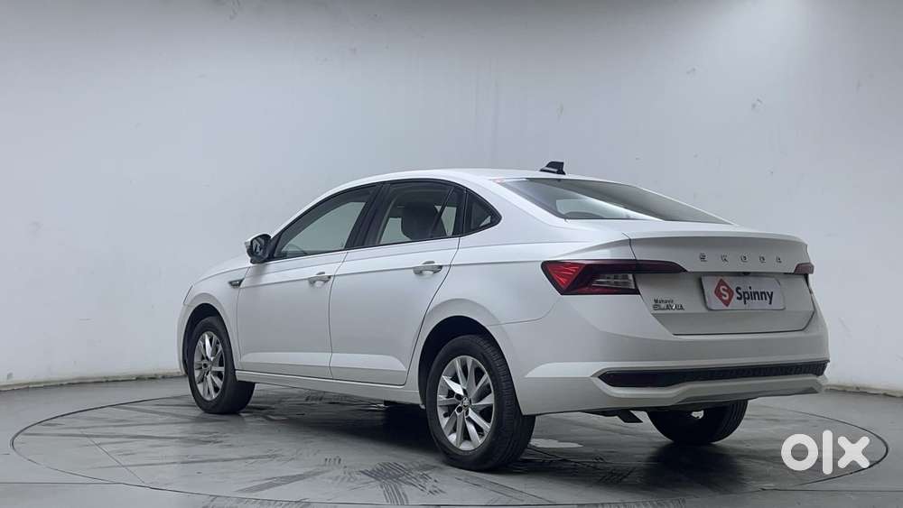 Skoda Slavia Ambition 1.0l Tsi Mt, 2022, Petrol