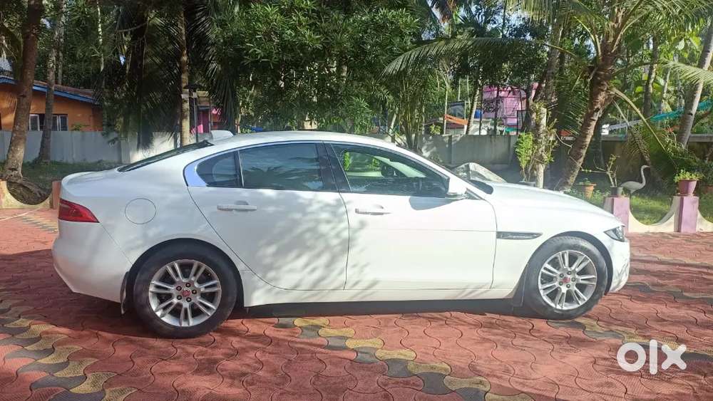 Jaguar Xe 2017 Diesel Well Maintained