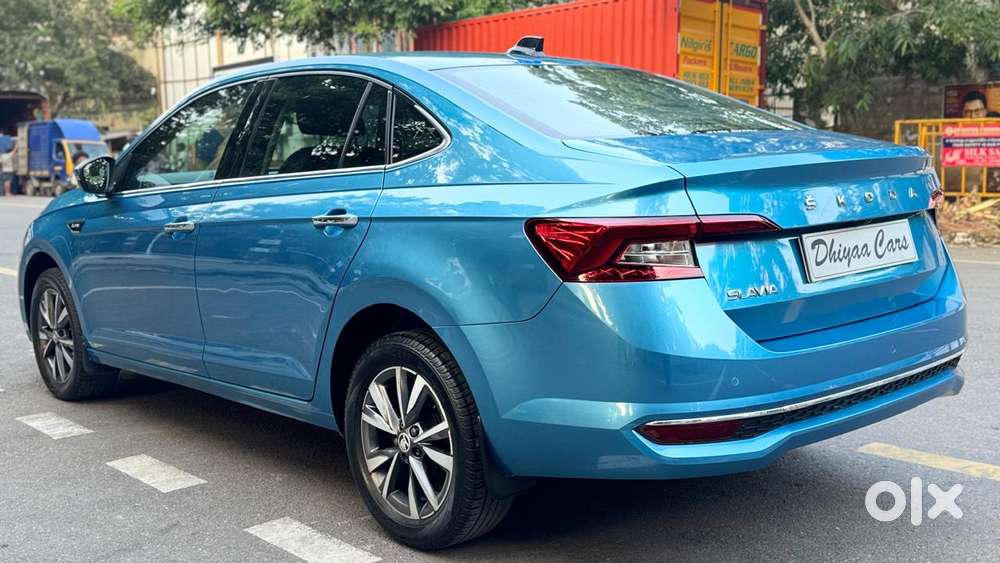 Skoda Slavia 1.0 Tsi Style At, 2023, Petrol