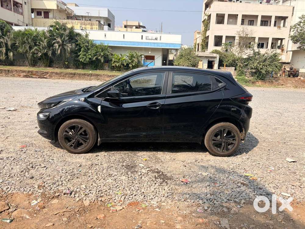 Tata Altroz 2022 Petrol Well Maintained