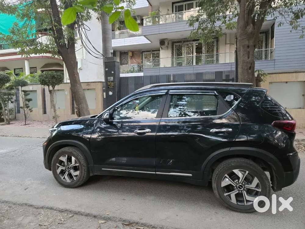 Sonet Diesel Auto Sunroof  2022