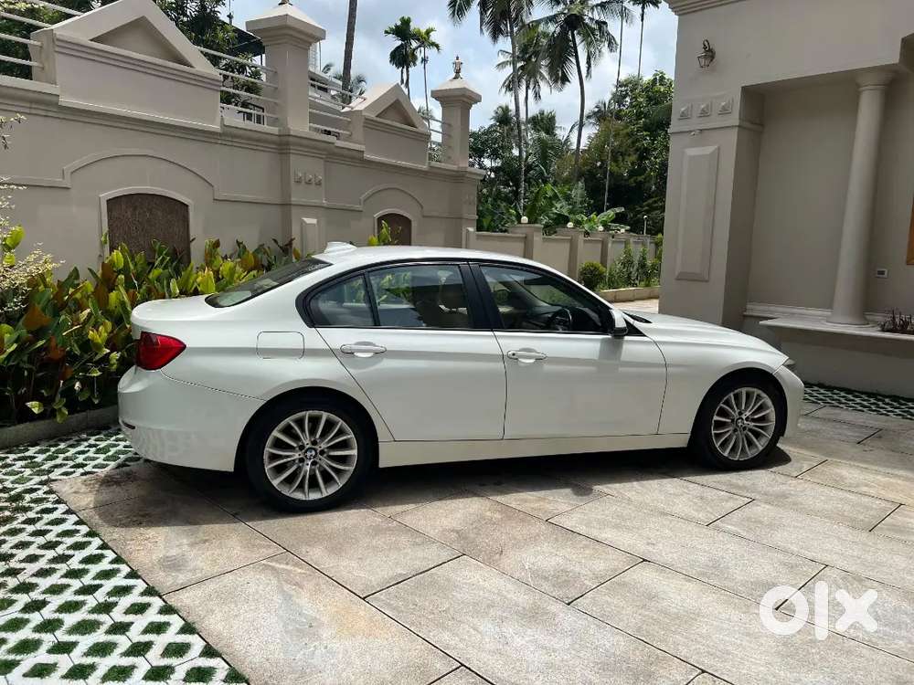 Well-maintained Bmw 3 Series Fancy Number